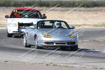 media/Sep-15-2024-Speed Ventures (Sun) [[7a54f7ed2f]]/Purple Group/Session 1 (Outside Grapevine)/